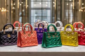 迪奥包包十大经典款价格 迪奥包包经典款官网价格