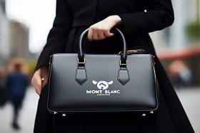 梦特娇名牌女士包包，梦特娇女包是不是名牌