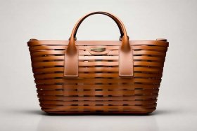 普拉达荔枝皮菜篮子女包 普拉达女款菜篮子包价钱