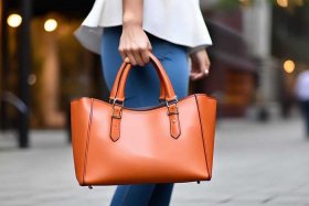 女包2000元以内什么牌子性价比高 - 女包2000元以内什么牌子性价比高又好看