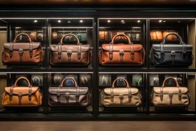 男包包品牌排行榜前十名直播，男包十大品牌排行榜