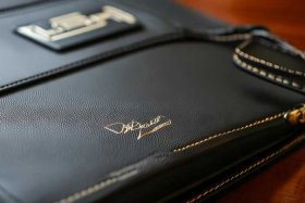 男士商务包品牌推荐图片 - 男士商务包品牌推荐图片及价格