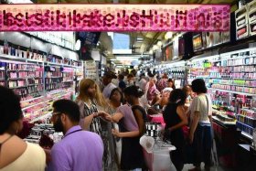 化妆品在哪里买最好 化妆品在哪里买最好呢