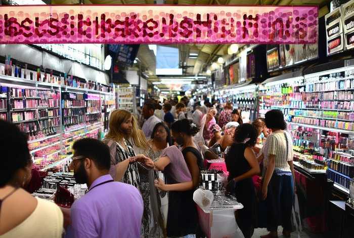 化妆品在哪里买最好 化妆品在哪里买最好呢