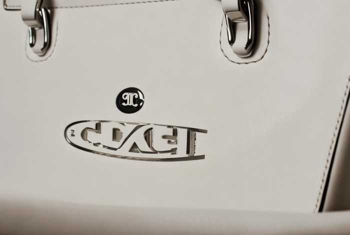 美国包包品牌coach(美国包包品牌logo大全) 美国包包品牌coach(美国包包品牌logo大全)