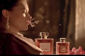 可可小姐香水经典和馥郁哪个好闻、香奈儿可可小姐香水和馥郁香水哪个好闻