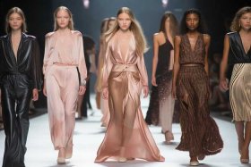 女装国际品牌前十名（女装国际品牌前十名排行榜有哪些品牌）