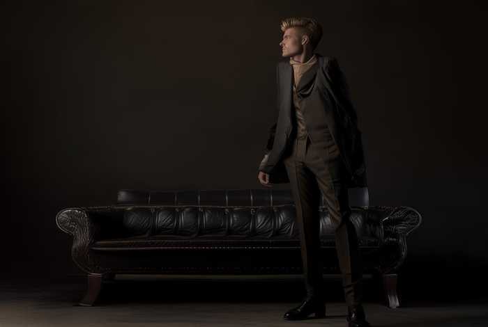 蔻驰男包 蔻驰男包属于什么档次 蔻驰男包 蔻驰男包属于什么档次