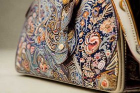 女包品牌图案；女包品牌图案图片