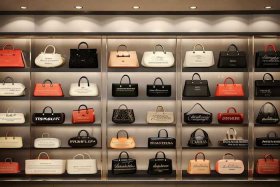 名牌包包品牌名字怎么取 - 名牌包包品牌名字怎么取好听