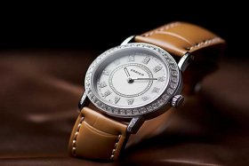 卡地亚手表价格及图片及价格表、卡地亚手表价格及图片及价格表女款