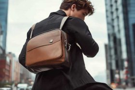 男士斜挎包排行榜 男士斜挎包排行榜图片