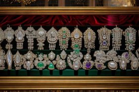 全球十大奢侈珠宝品牌排行榜（全球十大奢侈珠宝品牌排行榜前十名）