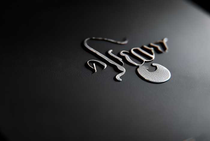 哭泣品牌包logo 哭泣包包logo