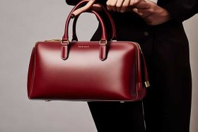 奢侈品包包排行榜前十名年轻30岁（奢侈品包包排行榜前十名年轻30岁女士）