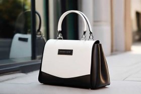 女生包包牌子，女生包包牌子图片