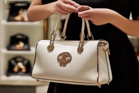奢侈品包包女包（奢侈品女士包包）
