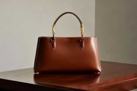 两千左右的轻奢包包品牌、两千左右的轻奢包包品牌有哪些