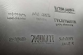 男士双肩包品牌十大排名logo；男士双肩包品牌十大排名 真皮