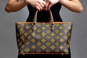 路易威登经典款女包价格、路易威登经典款女包图片