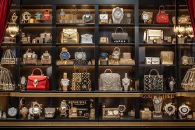 奢侈品比较出名的品牌有哪些、奢侈品比较出名的品牌有哪些牌子