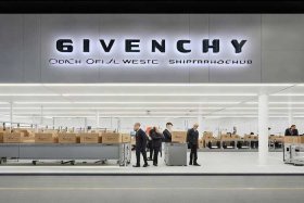 纪梵希官网发货一般从哪里；纪梵希官网发货一般从哪里发货