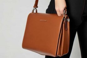 女士斜挎包新款小包包正品 - 女士斜挎包新款小包包正品图片