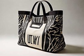 罗意威帆布包评测（罗意威 loewe帆布包）