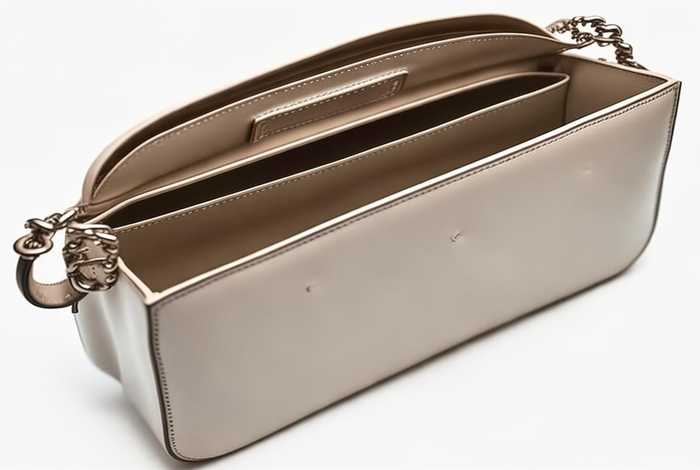 女士轻便时尚小包包 女士轻便时尚小包包图片