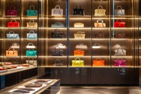 奢侈品包包怎么卖划算 奢侈品包包怎么卖划算一点