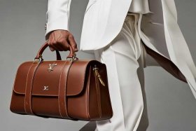男款品牌包包lv；男款品牌包包排行榜
