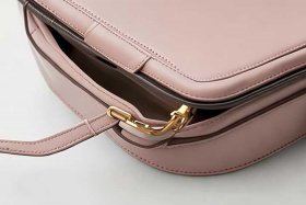 女式小包包斜挎包，女式小包包斜挎包怎么做的