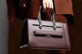 女式包哪个品牌比较好 女式包哪个品牌比较好看