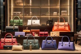 国产包包品牌排行榜前十名奢侈品，国产包包品牌排行榜前十名奢侈品有哪些