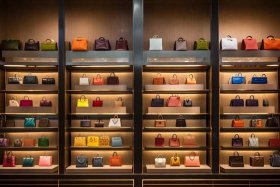 女包十大品牌 123（女包十大品牌国内）