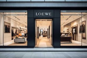 日本LOEWE专卖店；日本loewe专卖店