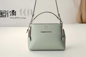 女士斜挎包100元左右小包、女士斜挎包100元左右小包价格