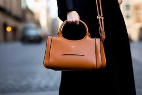 卡米然皮包单肩；卡米然合同