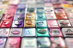 化妆品牌子大全（化妆品牌子大全图片）