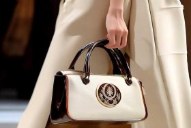 名牌包包标志和图案图片名称、名牌包包标志和图案图片名称一样吗