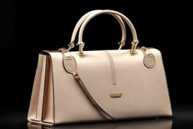 和蔻驰同档次的包包，和蔻驰同档次的包包叫什么