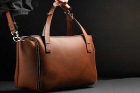 男士休闲挎包，男士休闲挎包的图片和价格