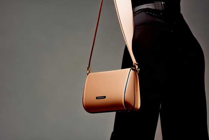 品牌单肩斜挎包 品牌单肩包 斜挎包