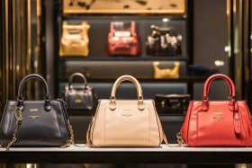 韩国轻奢包包品牌有哪些，韩国轻奢包包品牌有哪些名字