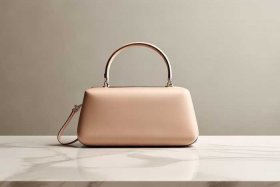 轻奢入门级的包包（轻奢入门级的包包有哪些）