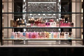 国际化妆品十大名牌有哪些；国际化妆品十大名牌有哪些品牌