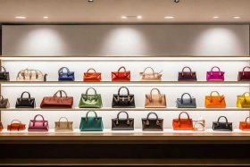 品牌包包前五十名排行榜图片（品牌包包前五十名排行榜图片大全）