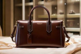 女士牛皮包什么牌子好 - 女士牛皮包什么牌子好一点