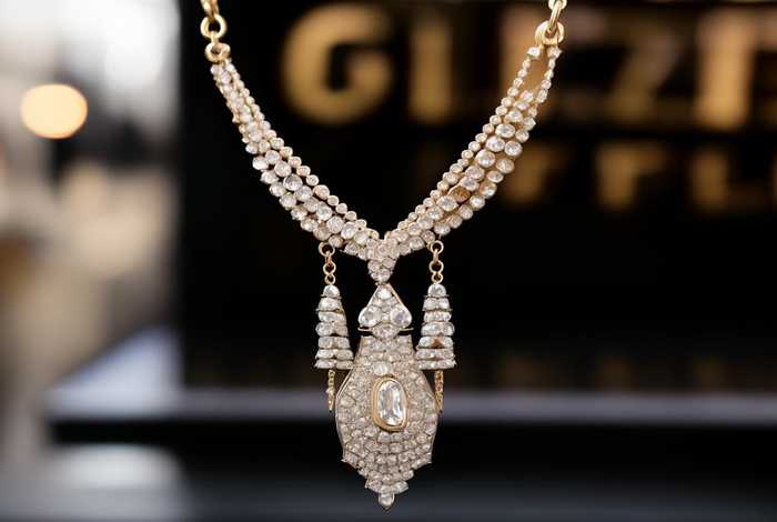 纪梵希官网旗舰店，纪梵希官网旗舰店项链