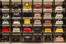 奢侈品包牌子排名图片大全（奢侈品包牌子排名图片大全集）